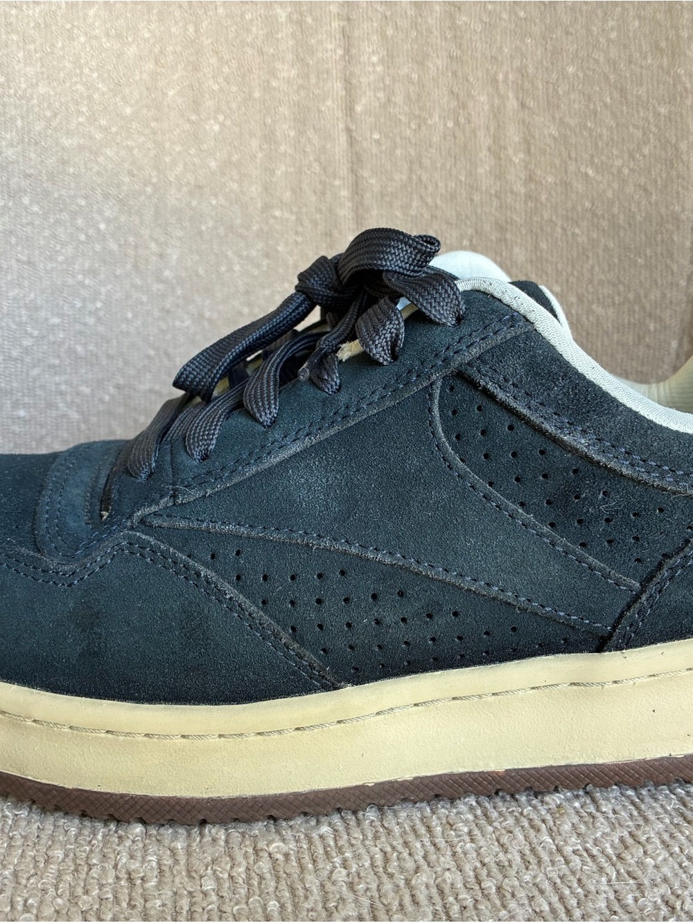 Steel Toe Reebok Women’s Sneakers
